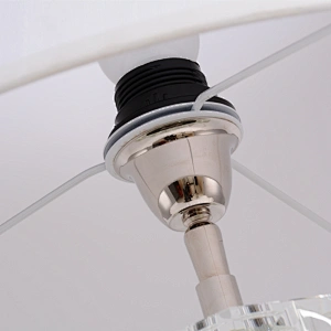 Luxury bright pyramid round crystal glass table lamp